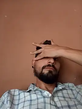 tudeseo01 online show from March 7, 2026, 7:08 pm