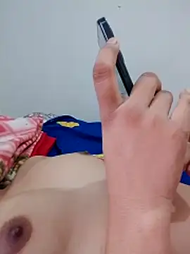 Student girl00 online show from May 28, 2026, 3:03 am