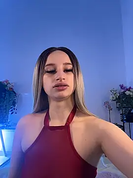 Snapshot of ScarletFlameee chatting on May 28, 2026, 5:59 am ScarletFlameee online show from May 28, 2026, 5:59 am