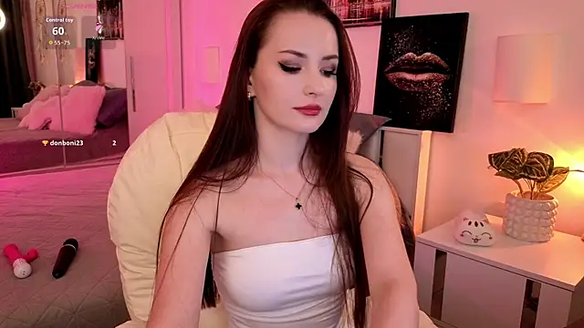 Lady-Ann online show from June 1, 2026, 6:18 pm
