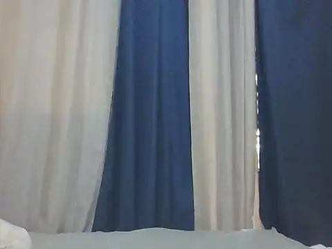 niki301 online show from April 10, 2026, 2:35 pm