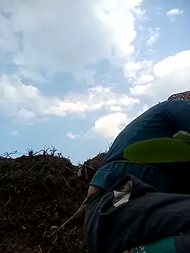 Bling-pusy online show from March 30, 2026, 10:28 am