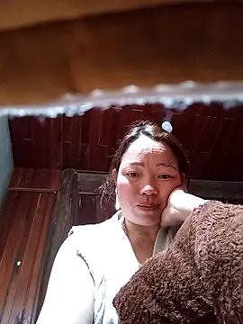 Yellow-pink online show from April 26, 2026, 2:03 pm