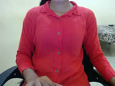 shreya sharma01 online show from April 6, 2026, 5:08 am
