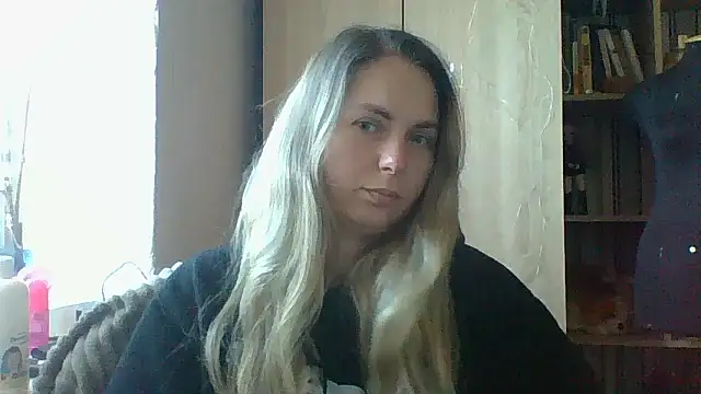 Mollie365 online show from March 10, 2026, 11:25 am