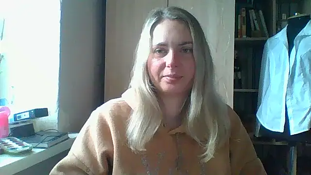 Mollie365 online show from April 4, 2026, 10:44 am