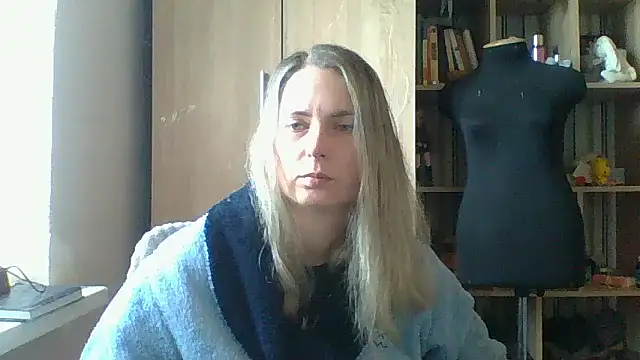 Mollie365 online show from March 22, 2026, 10:17 am