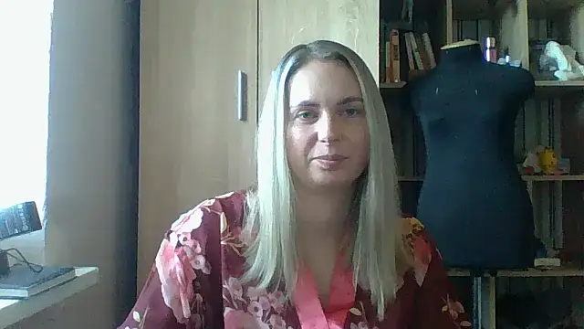 Mollie365 online show from March 23, 2026, 11:10 am