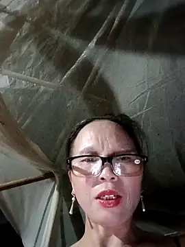 Tina6886 online show from April 1, 2026, 1:41 pm