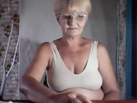 Snapshot of NikaGold455 chatting on July 12, 2026, 10:27 am NikaGold455 online show from July 12, 2026, 10:27 am