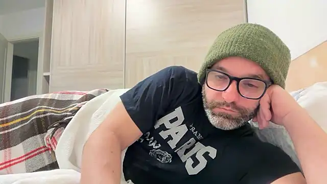 faantaasy online show from April 3, 2026, 9:32 pm