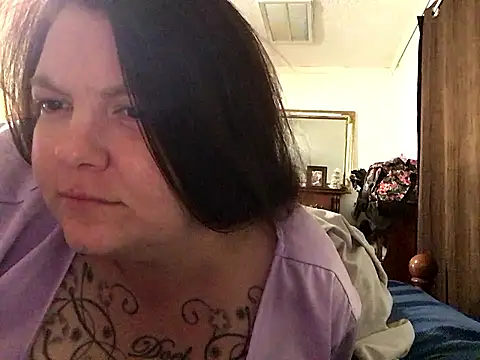 Sluttynoel online show from June 27, 2026, 9:59 am