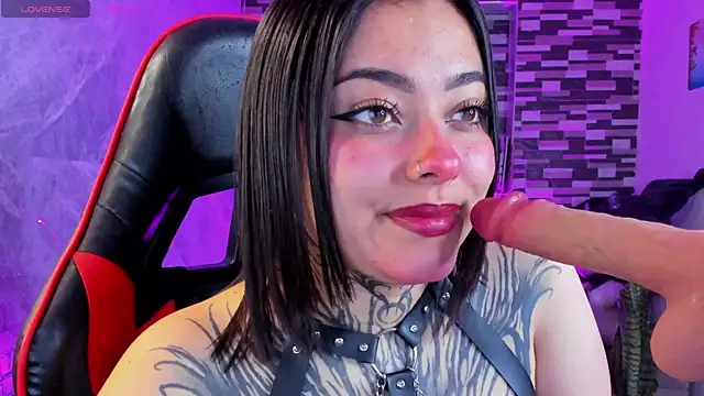 Sophiia cherry online show from July 18, 2026, 7:22 pm