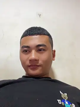 xiaocui06 online show from April 11, 2026, 1:04 pm