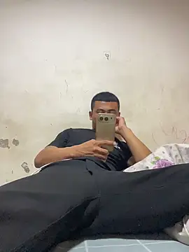 xiaocui06 online show from April 16, 2026, 11:00 am