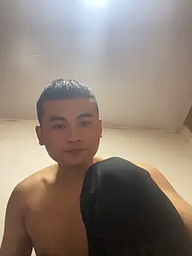 xiaocui06 online show from April 14, 2026, 1:05 pm