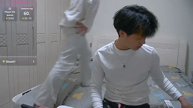 icecream-002 online show from March 27, 2026, 10:38 am