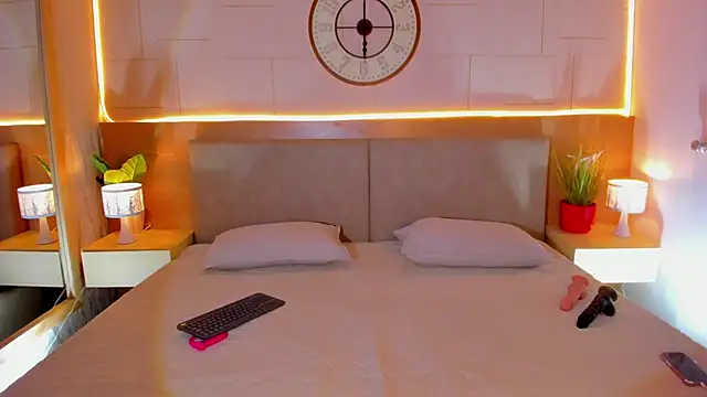 samanttha brooks online show from April 5, 2026, 3:57 am