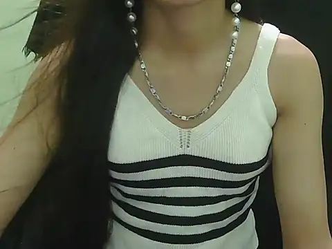 Snapshot of Lovely_Ananta chatting on July 13, 2026, 5:12 pm Lovely Ananta online show from July 13, 2026, 5:12 pm