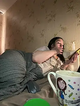 Besthot 2026 online show from March 26, 2026, 10:35 am