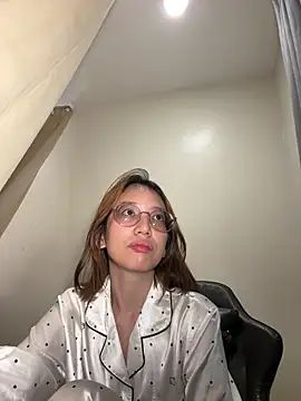 Snapshot of parker_pixie chatting on April 30, 2026, 4:03 pm parker pixie online show from April 30, 2026, 4:03 pm