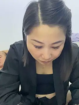 xiaoyi-10 online show from April 30, 2026, 4:58 pm