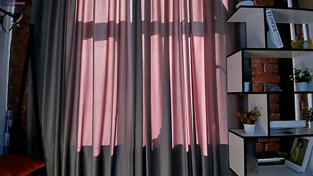 rosie wave online show from March 29, 2026, 7:43 am