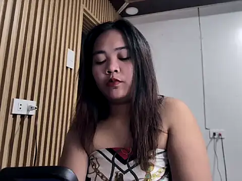 Snapshot of _georgiax_ chatting on July 30, 2026, 1:43 pm georgiax online show from July 30, 2026, 1:43 pm