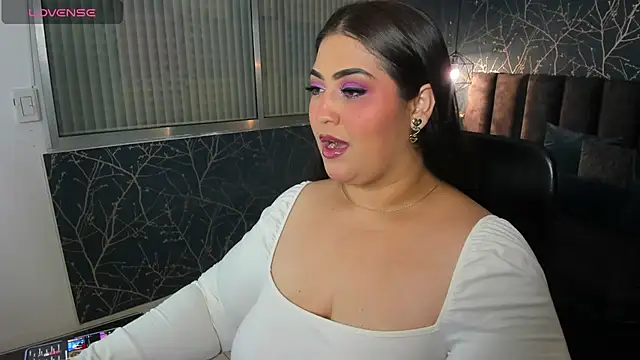 Charlottxl online show from March 31, 2026, 3:30 am