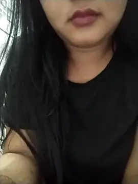 Chandrika Yadav online show from April 22, 2026, 6:25 pm