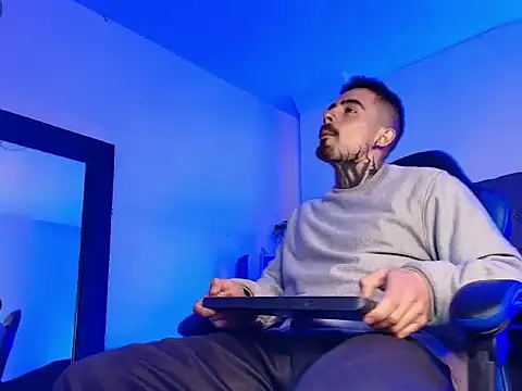 Dallas Whitee online show from April 5, 2026, 12:56 pm