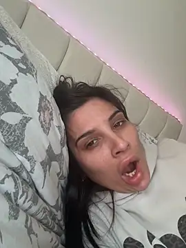 Miss juicy babes69 online show from March 14, 2026, 5:41 pm