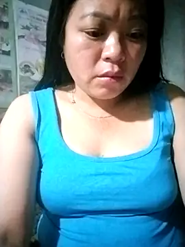 Snapshot of Min-in chatting on July 15, 2026, 9:00 pm Min-in online show from July 15, 2026, 9:00 pm