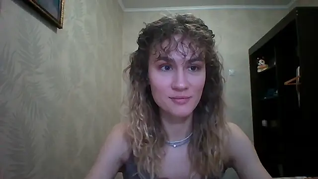 ElenoreHolguin online show from March 14, 2026, 2:23 pm