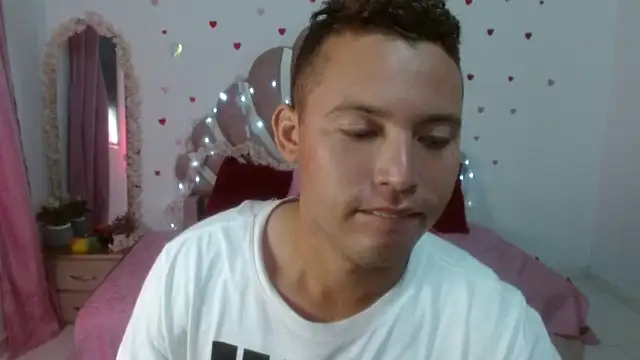 sven fox723 online show from June 7, 2026, 1:38 pm