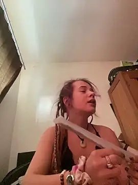 420Lina666 online show from April 3, 2026, 4:13 pm