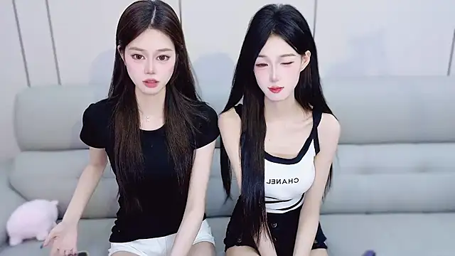 Tiantian9191 online show from May 21, 2026, 3:20 pm