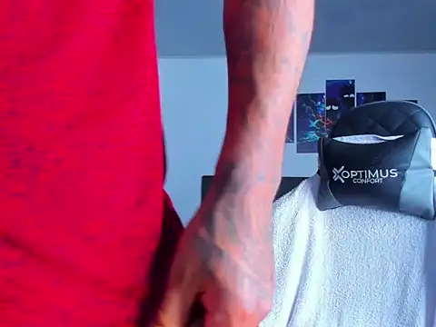 Steve Dennis online show from April 6, 2026, 10:55 pm