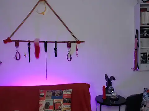 RedWidowCol online show from March 11, 2026, 6:35 pm