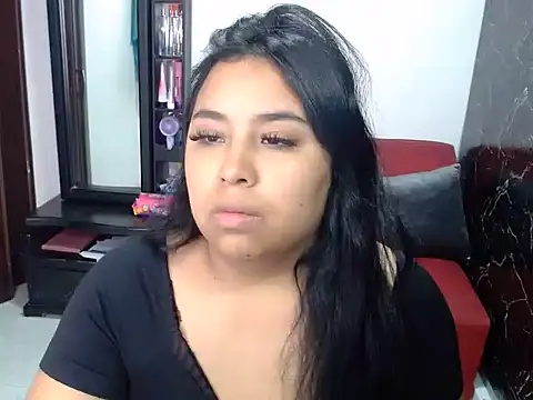 candymorena69 online show from July 9, 2026, 6:18 pm