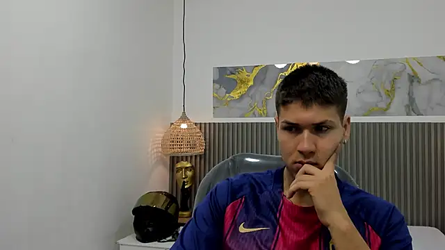 AlessandroFranco online show from April 4, 2026, 12:45 pm