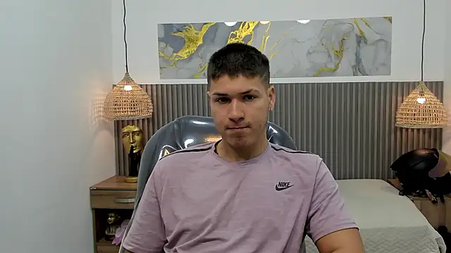 AlessandroFranco online show from March 28, 2026, 1:23 pm