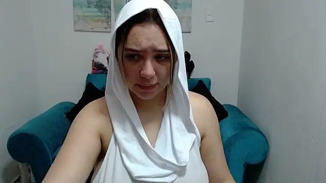 veronicaparkersex online show from May 6, 2026, 12:31 pm