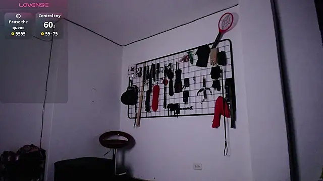 Mr Andrew bdsm online show from April 14, 2026, 2:22 pm