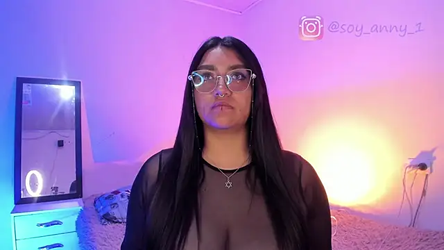 soyanny-777 online show from March 15, 2026, 4:19 am