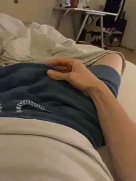 curvedlongdick online show from April 16, 2026, 7:36 pm