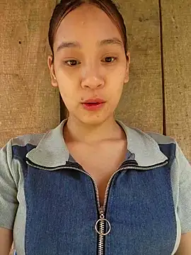 -Hicici- online show from April 9, 2026, 2:02 am