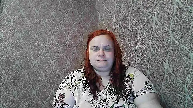 DollyGersonn online show from May 11, 2026, 6:38 pm