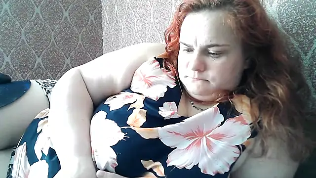 DollyGersonn online show from May 4, 2026, 12:19 pm