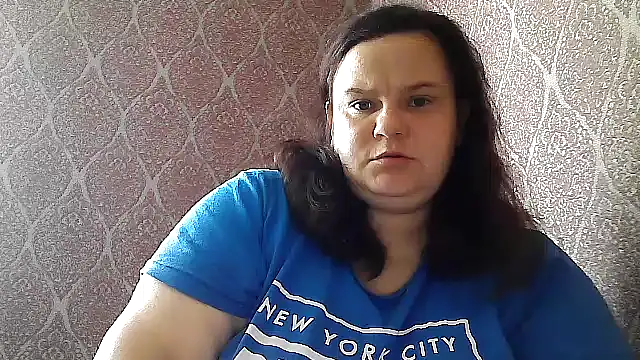 Snapshot of DollyGersonn chatting on June 18, 2026, 6:01 am DollyGersonn online show from June 18, 2026, 6:01 am